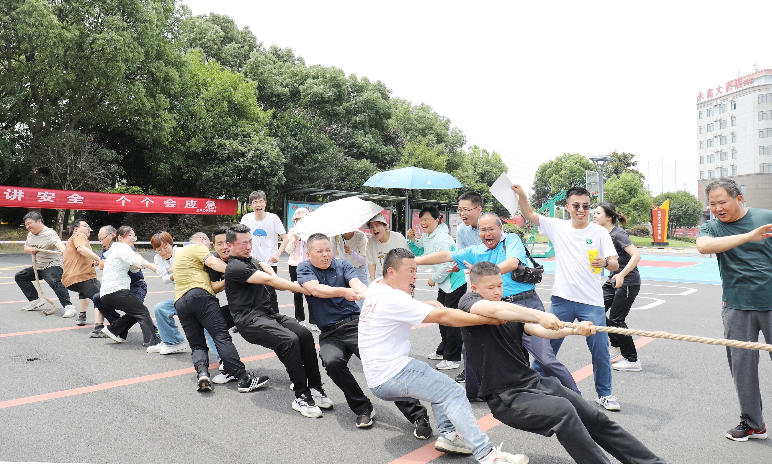 1686816475636134.jpg 40fa7c19d979bf550d472a03b1592ce.jpg